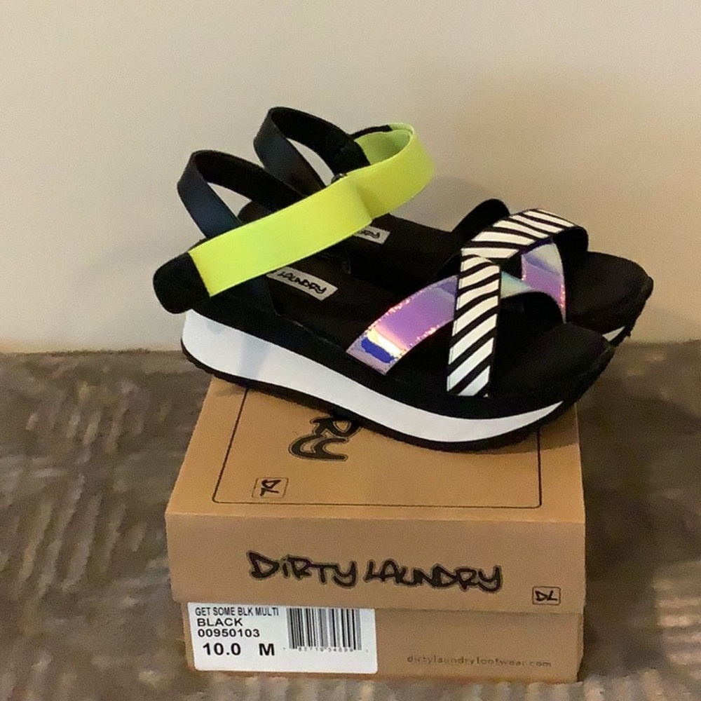 Dirty Laundry Black and Yellow Sandals Sporty Style
